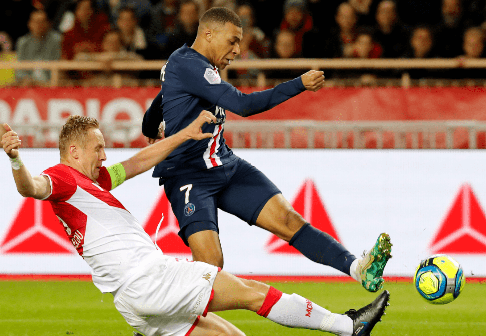 爱游戏平台-法甲倒计时，摩纳哥冲刺阶段止住颓势，细节引发关注，态度坚定，临场指挥获称赞