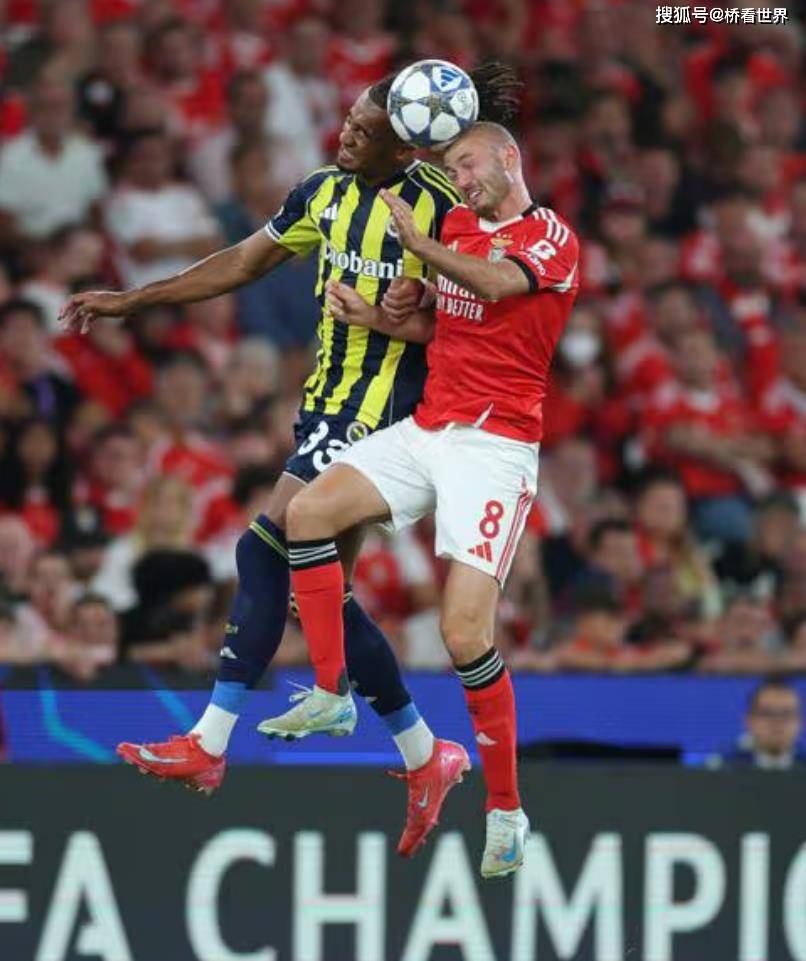 爱游戏娱乐-转会期体能课后，本菲卡遗憾出局备战欧篮联，气氛紧张，轮换策略成焦点的简单介绍